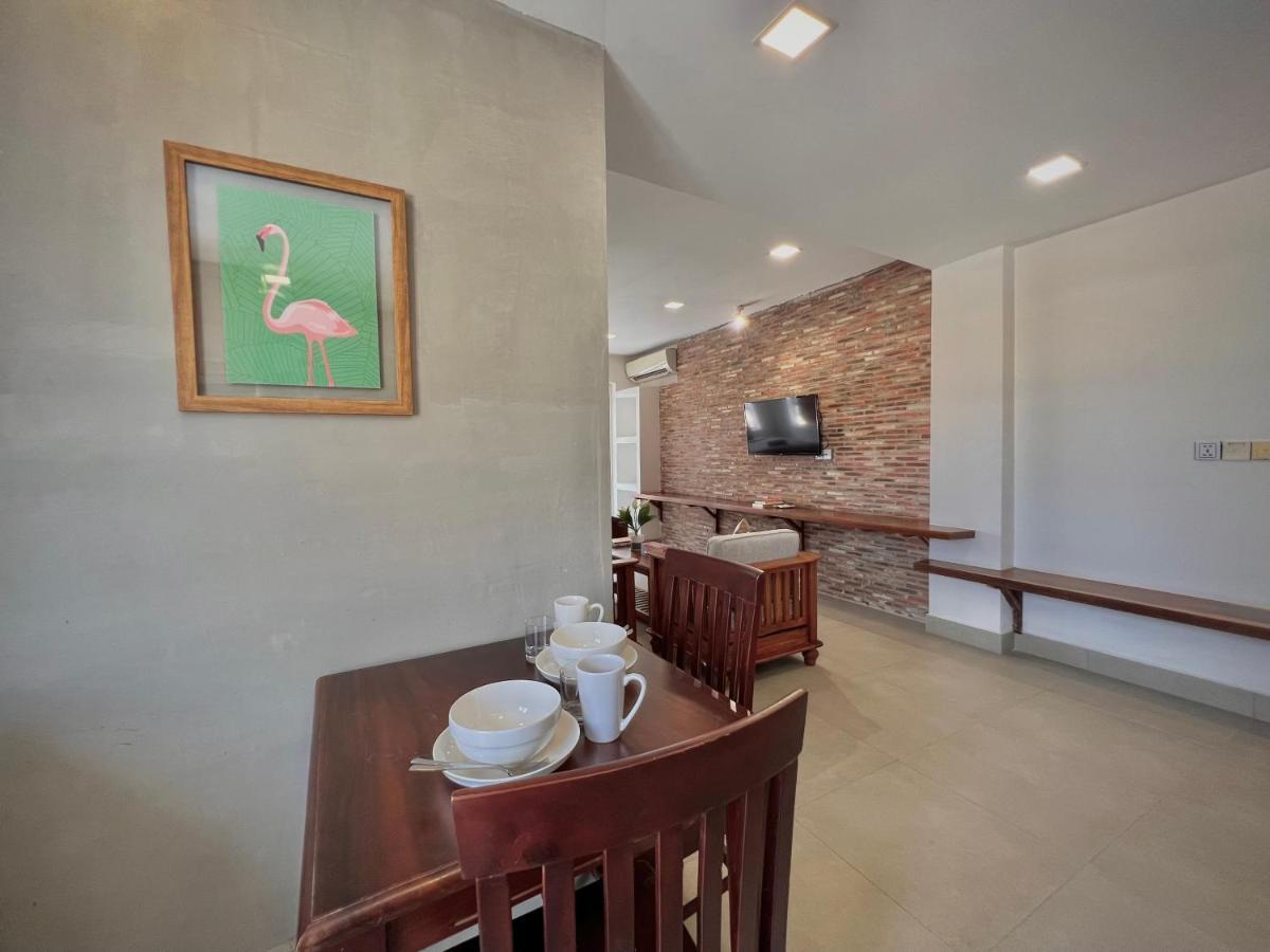 Wh Bassac Residence プノンペン エクステリア 写真