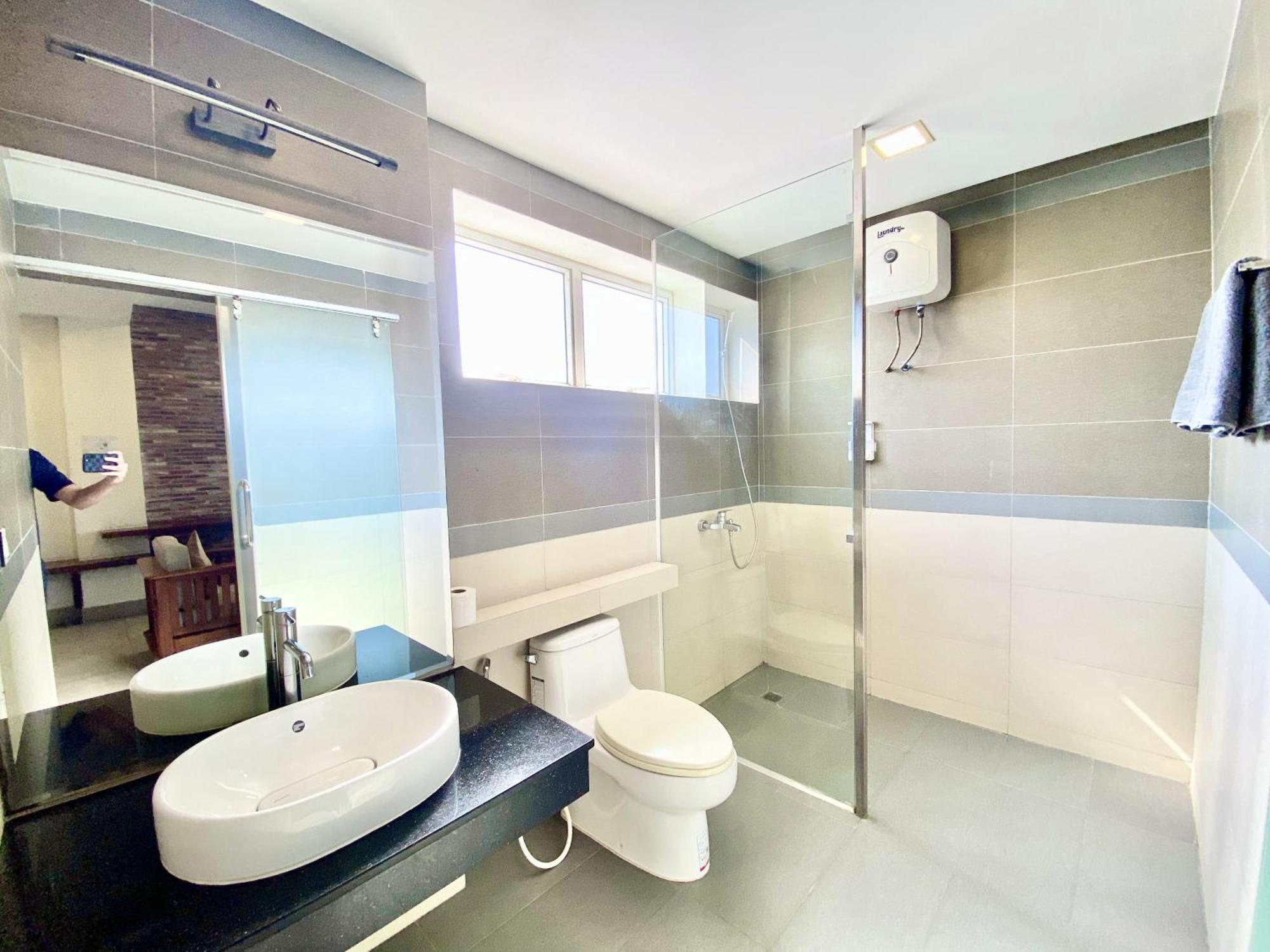Wh Bassac Residence プノンペン エクステリア 写真